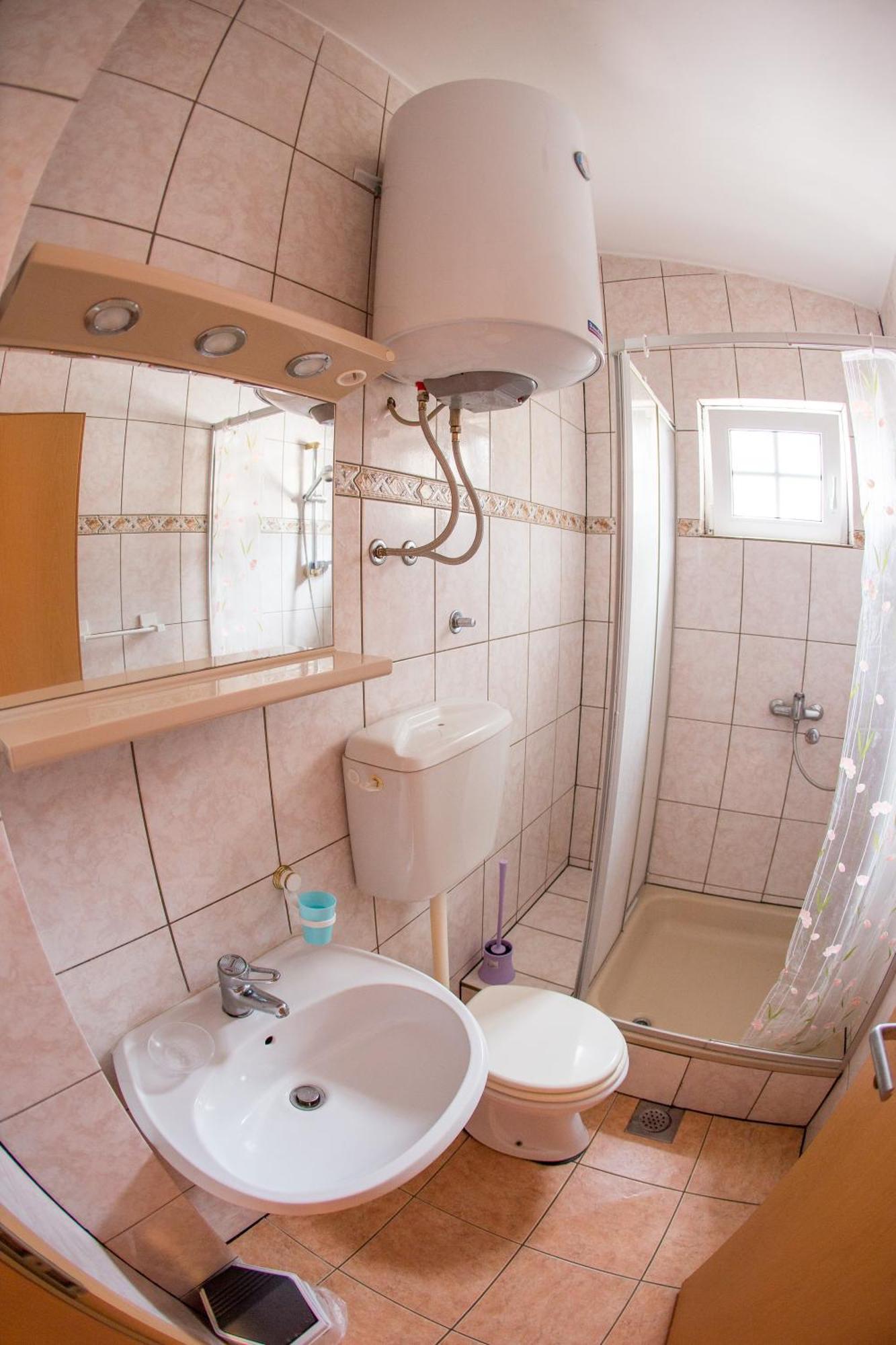 Guest House Almond Bečići الغرفة الصورة